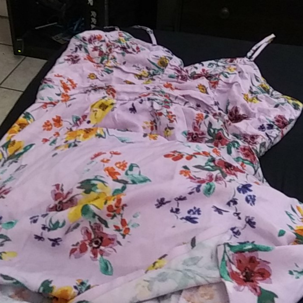 Flowery pink dress